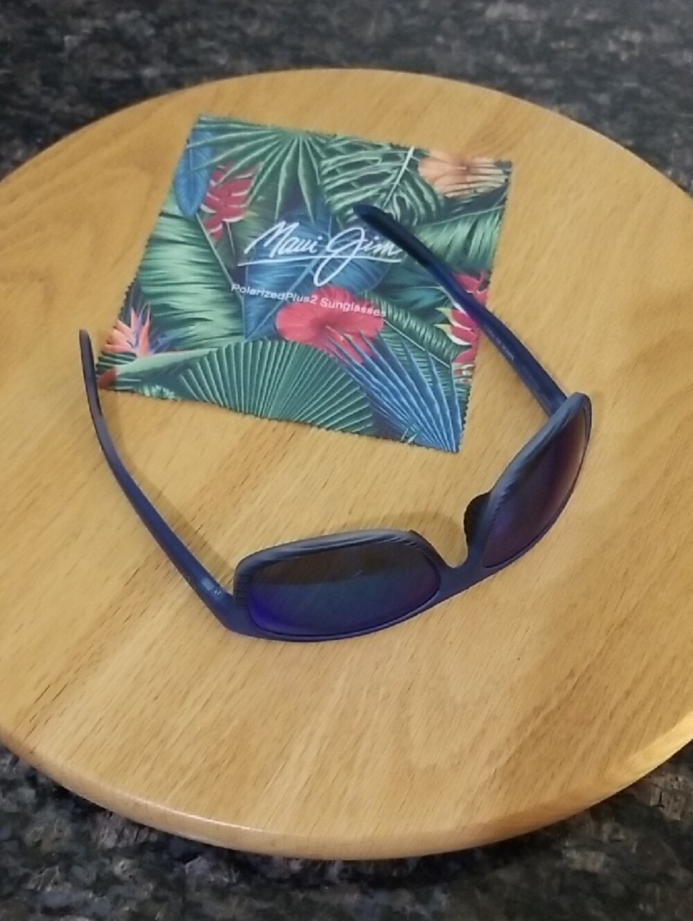 Maui Jim Kaiwi Channel Polarized Wrap Sunglasses - Picture 4 of 16